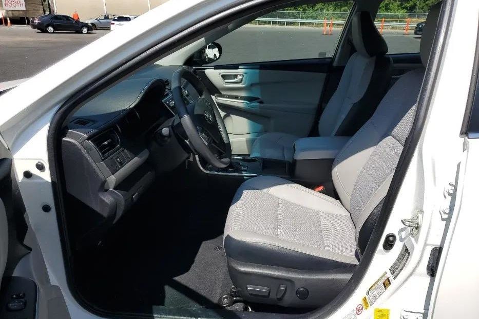Продам Toyota Camry 2017 года в Киеве