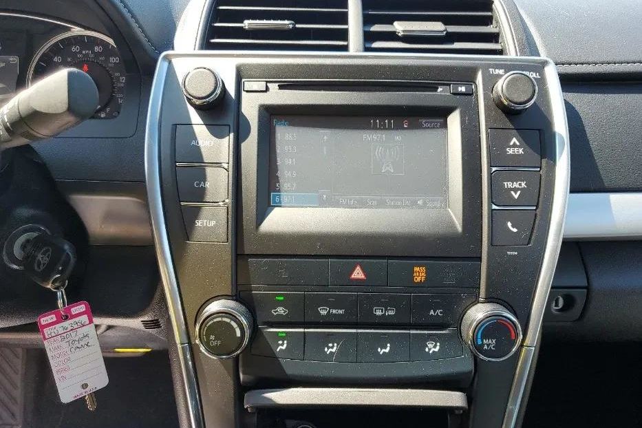 Продам Toyota Camry 2017 года в Киеве