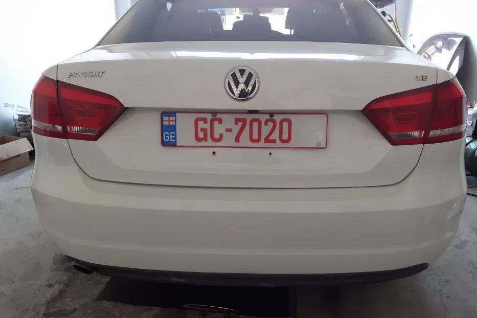 Продам Volkswagen Passat B7 2012 года в Киеве