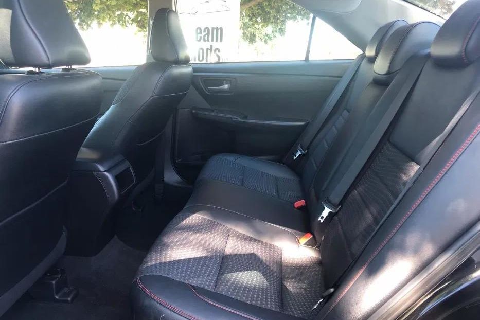 Продам Toyota Camry 2015 года в Киеве