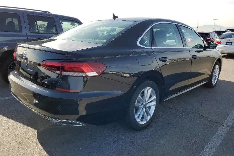 Продам Volkswagen Passat CC 2020 года в Киеве