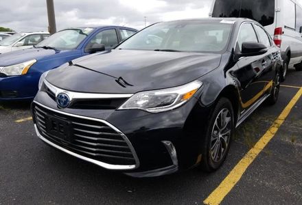 Продам Toyota Avalon 2017 года в Киеве