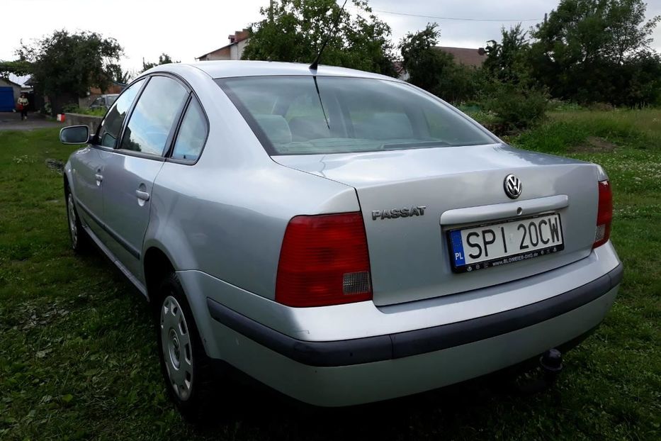 Продам Volkswagen Passat B5 16 1999 года в Киеве