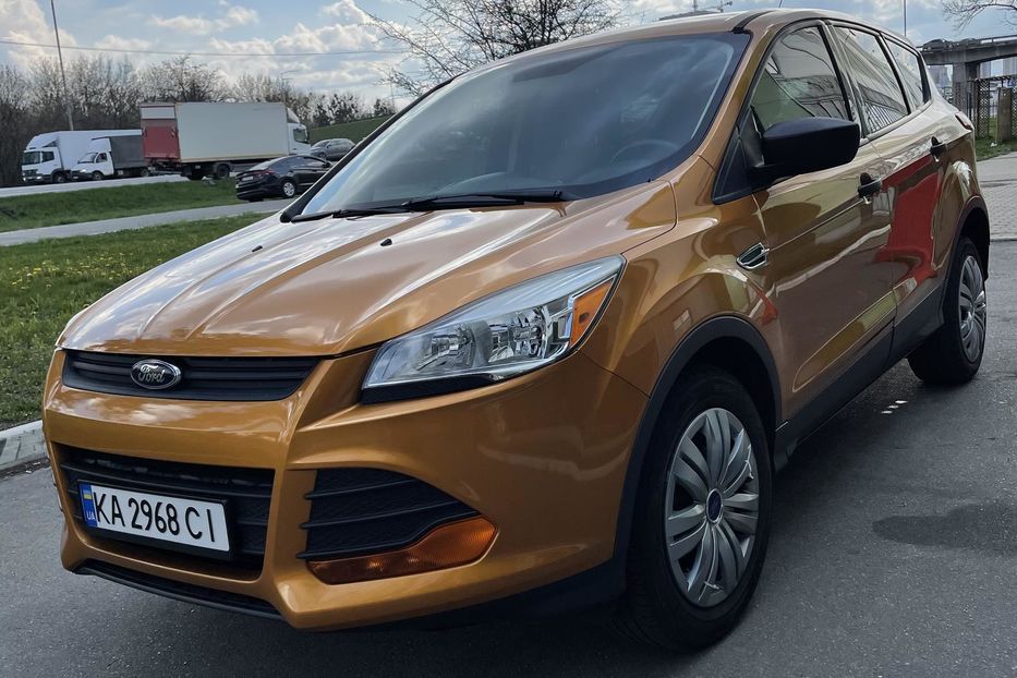 Продам Ford Escape 2016 года в Киеве