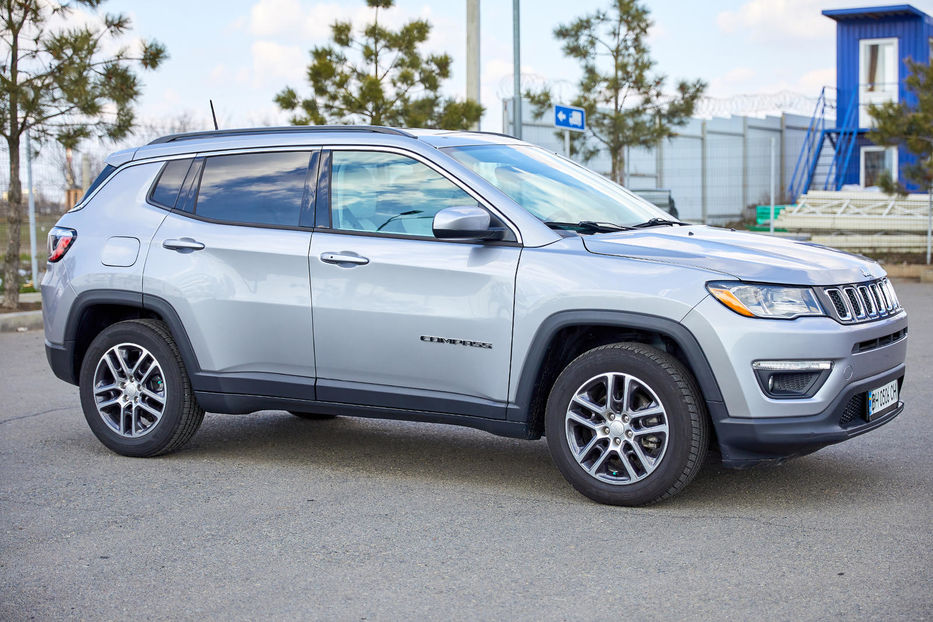 Продам Jeep Compass Latitude 2018 года в Одессе