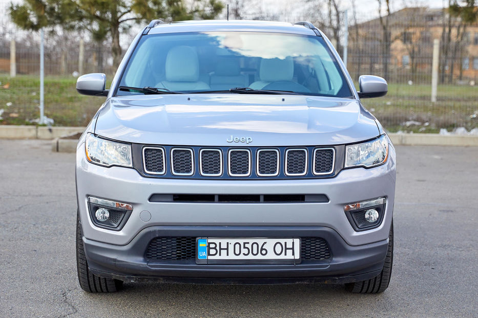 Продам Jeep Compass Latitude 2018 года в Одессе