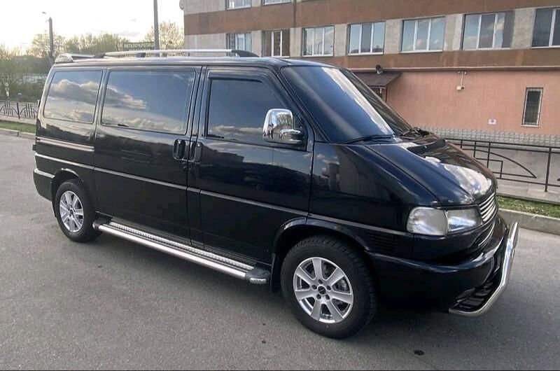 Продам Volkswagen T4 (Transporter) пасс. 2002 года в Киеве