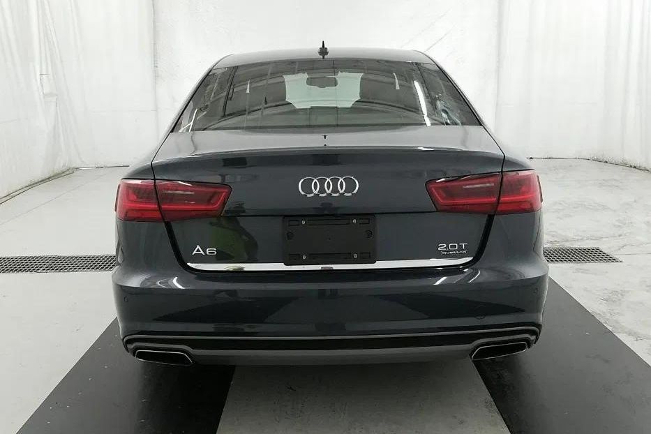 Продам Audi A6 2017 года в Киеве
