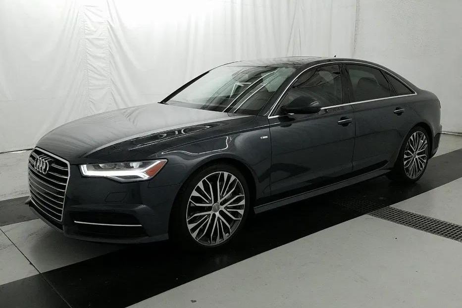 Продам Audi A6 2017 года в Киеве