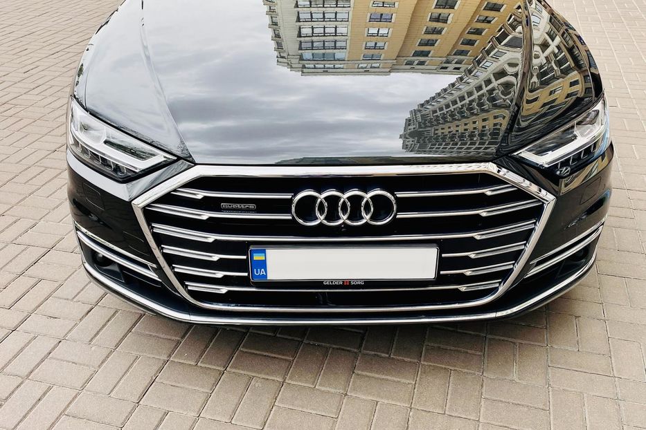 Продам Audi A8 55 TFSI 2017 года в Киеве