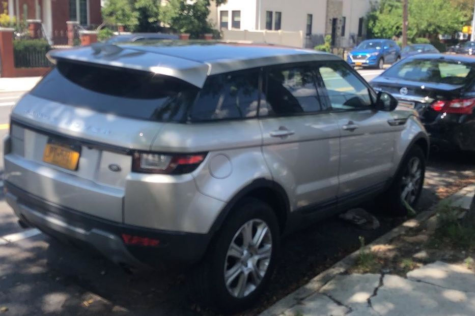 Продам Land Rover Range Rover Evoque 2017 года в Киеве