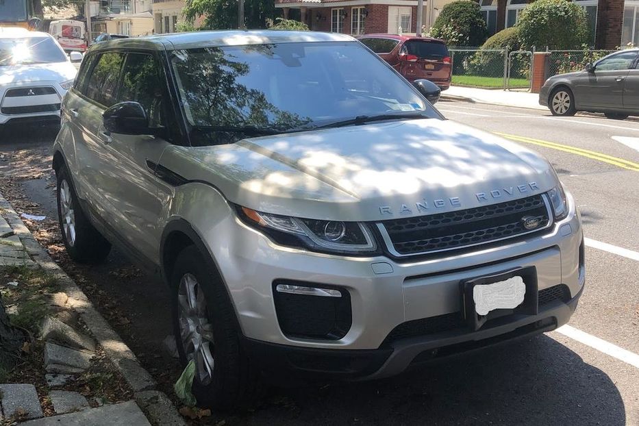 Продам Land Rover Range Rover Evoque 2017 года в Киеве