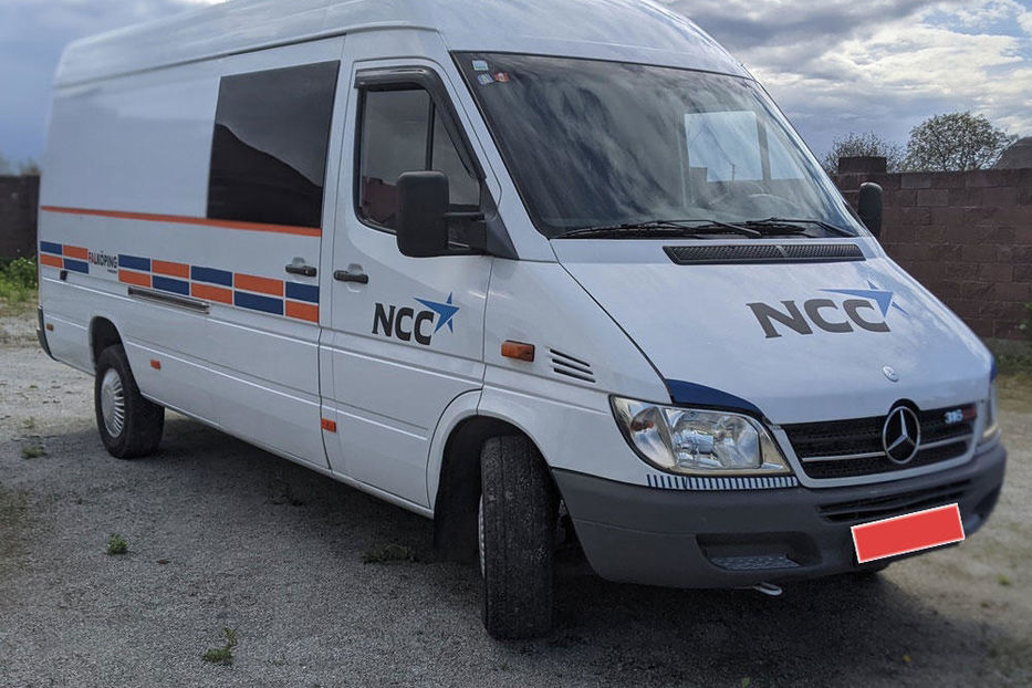 Продам Mercedes-Benz Sprinter 316 пасс. 2004 года в Ровно