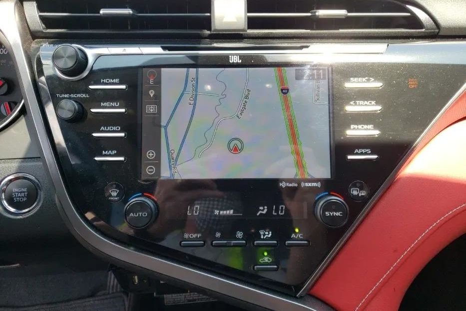 Продам Toyota Camry 2019 года в Киеве
