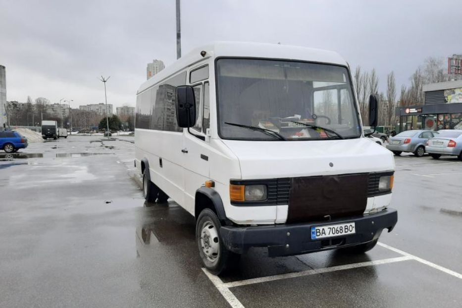 Продам Mercedes-Benz 609 груз. 1995 года в Киеве