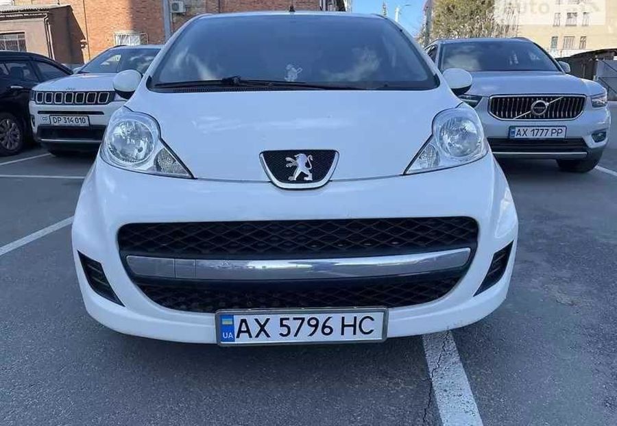 Продам Peugeot 107 2011 года в Харькове