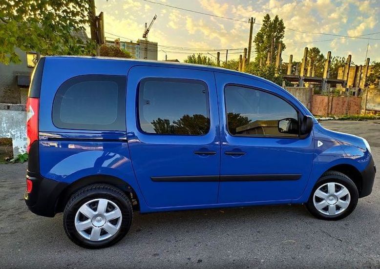 Продам Renault Kangoo пасс. 2010 года в Кропивницком