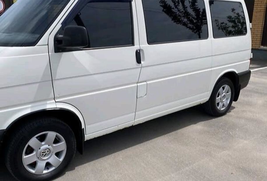 Продам Volkswagen T4 (Transporter) пасс. 2003 года в Киеве