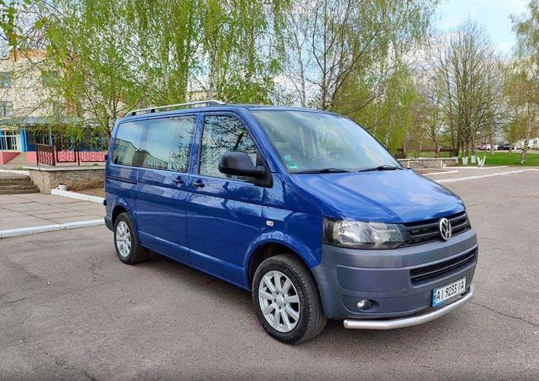 Продам Volkswagen T5 (Transporter) пасс. 2010 года в Кропивницком