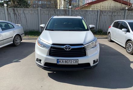 Продам Toyota Highlander XLE AWD 2016 года в Киеве