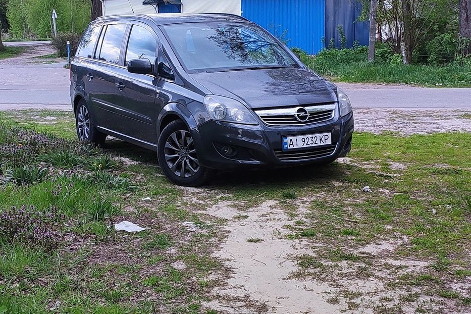 Продам Opel Zafira 125л.с. 2010 года в Киеве