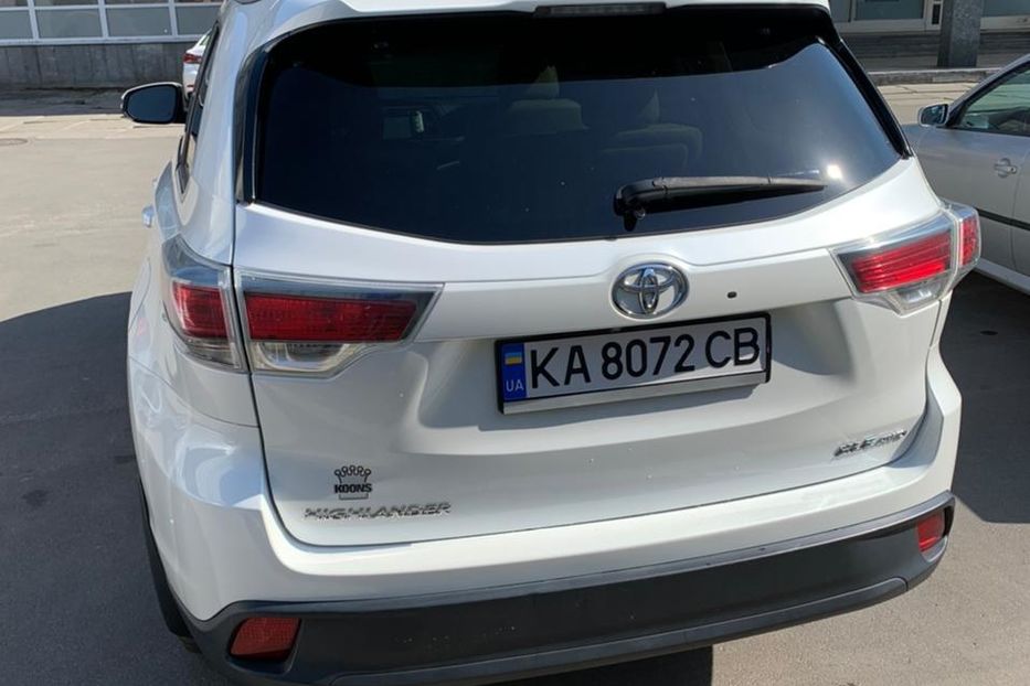 Продам Toyota Highlander XLE AWD 2016 года в Киеве
