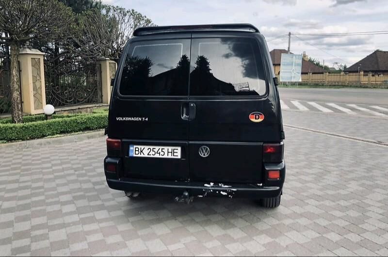 Продам Volkswagen T4 (Transporter) пасс. 2000 года в Киеве