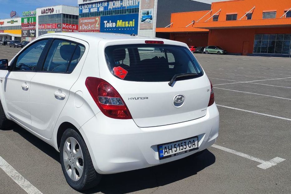 Продам Hyundai i20 2010 года в г. Мариуполь, Донецкая область