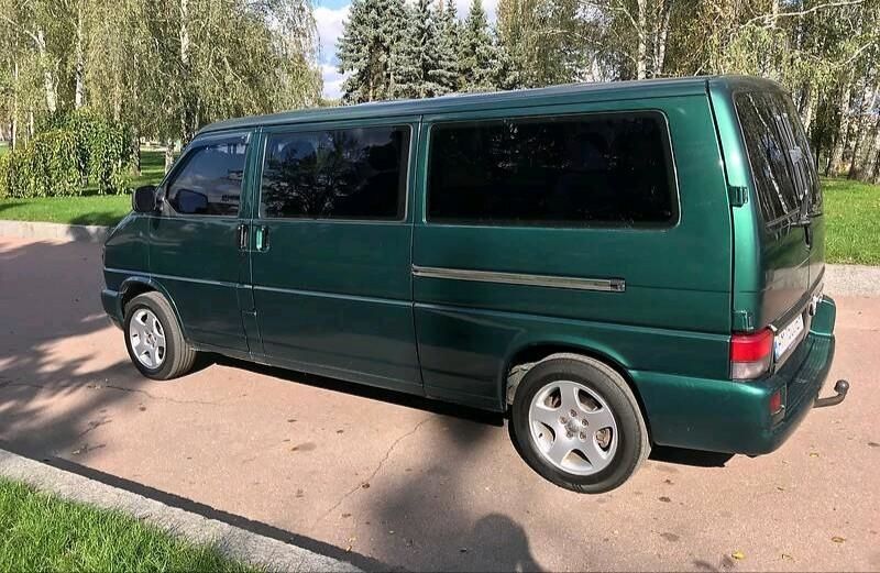 Продам Volkswagen T4 (Transporter) пасс. 2001 года в Киеве