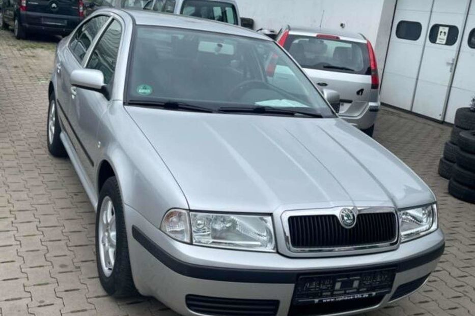 Продам Skoda Octavia Tour 2004 года в Черновцах