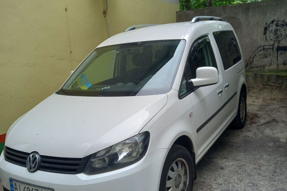 Продам Volkswagen Caddy пасс. 2011 года в Киеве