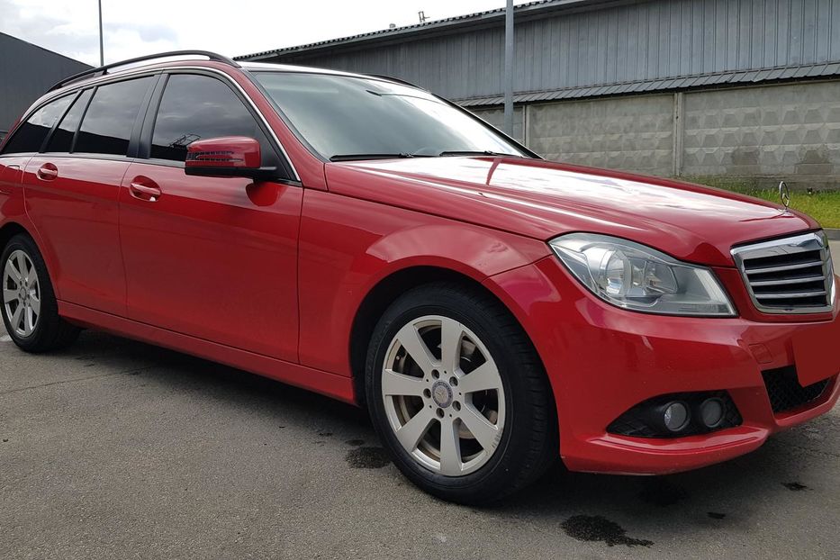 Продам Mercedes-Benz C-Class C 180 CDI 2.2 (S204) 2012 года в Киеве