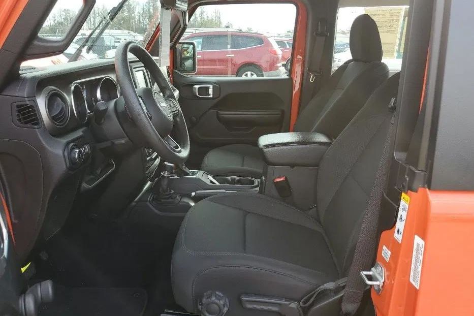 Продам Jeep Wrangler 2019 года в Киеве