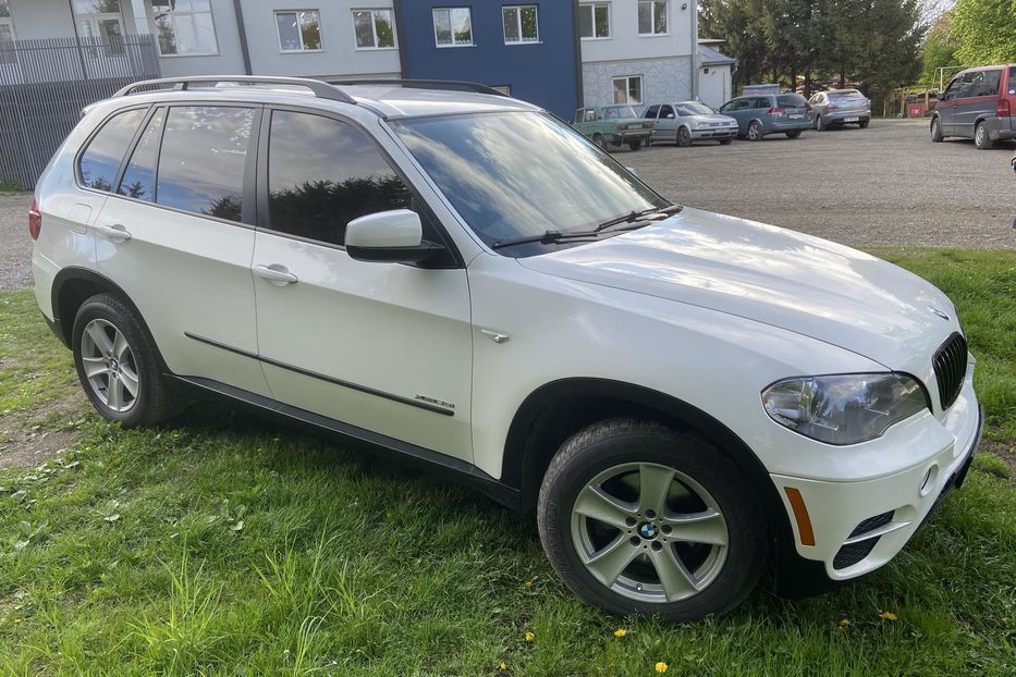 Продам BMW X5 2013 года в Черновцах