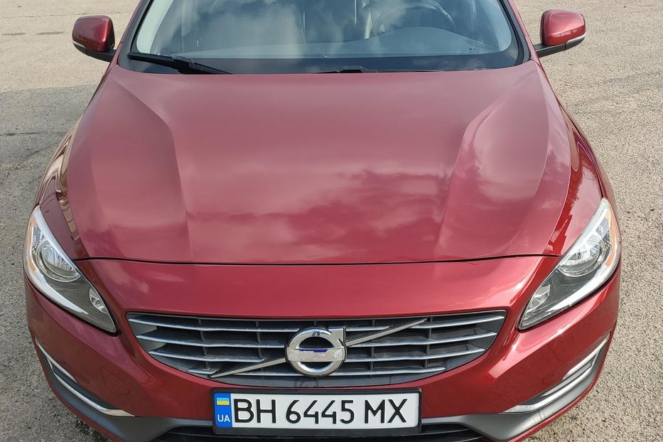 Продам Volvo V60 2014 года в Одессе