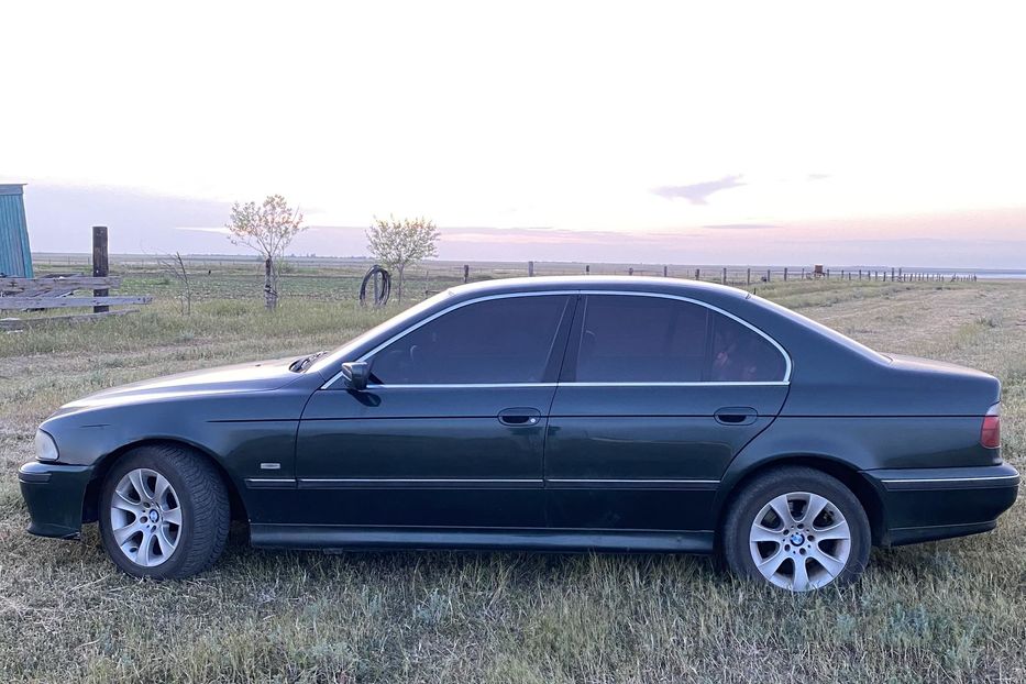 Продам BMW 520 1998 года в г. Геническ, Херсонская область