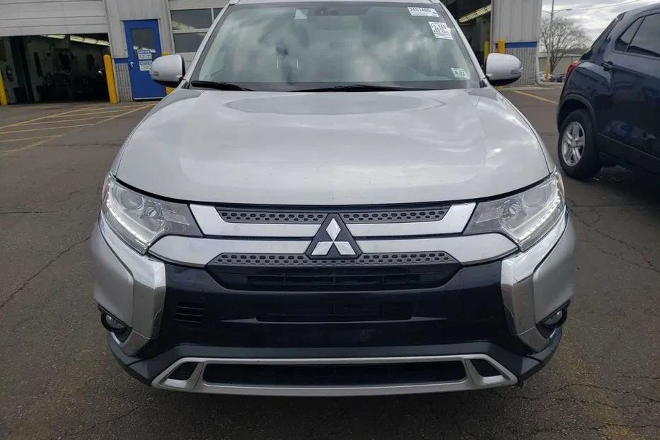 Продам Mitsubishi Outlander 2019 года в Киеве