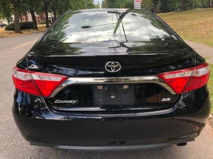 Продам Toyota Camry 2015 года в Киеве