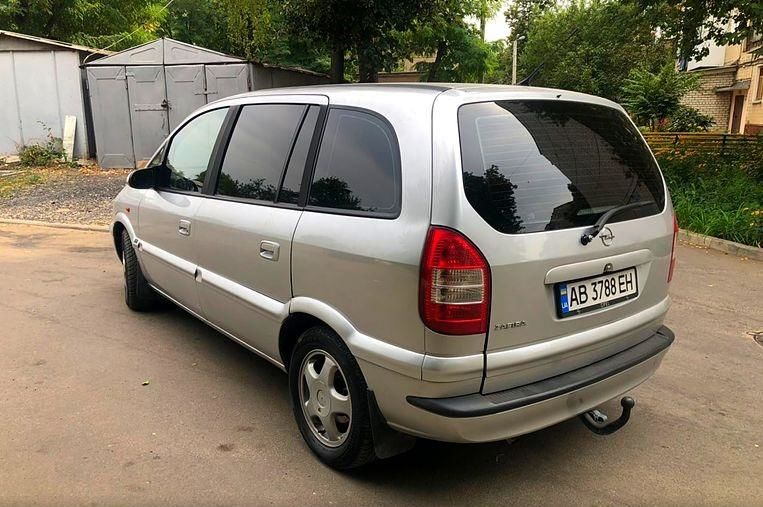 Продам Opel Zafira 2004 года в г. Овруч, Житомирская область