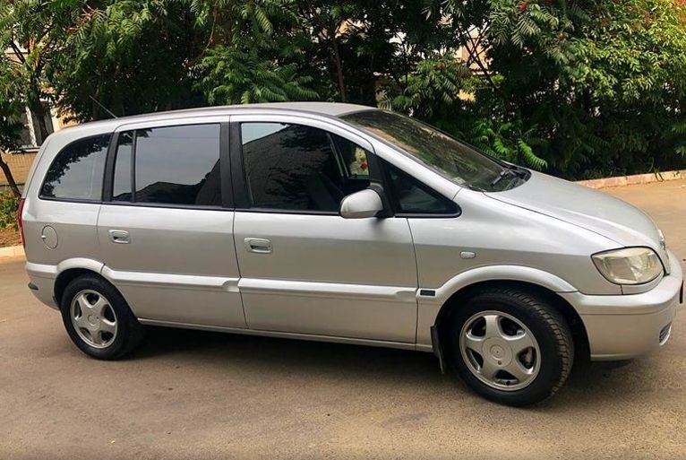 Продам Opel Zafira 2004 года в г. Овруч, Житомирская область