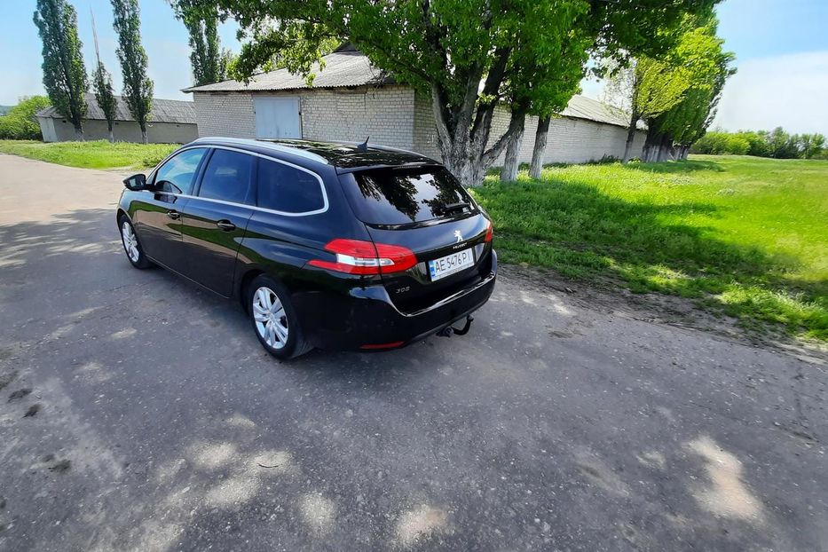 Продам Peugeot 308 2014 года в г. Павлоград, Днепропетровская область