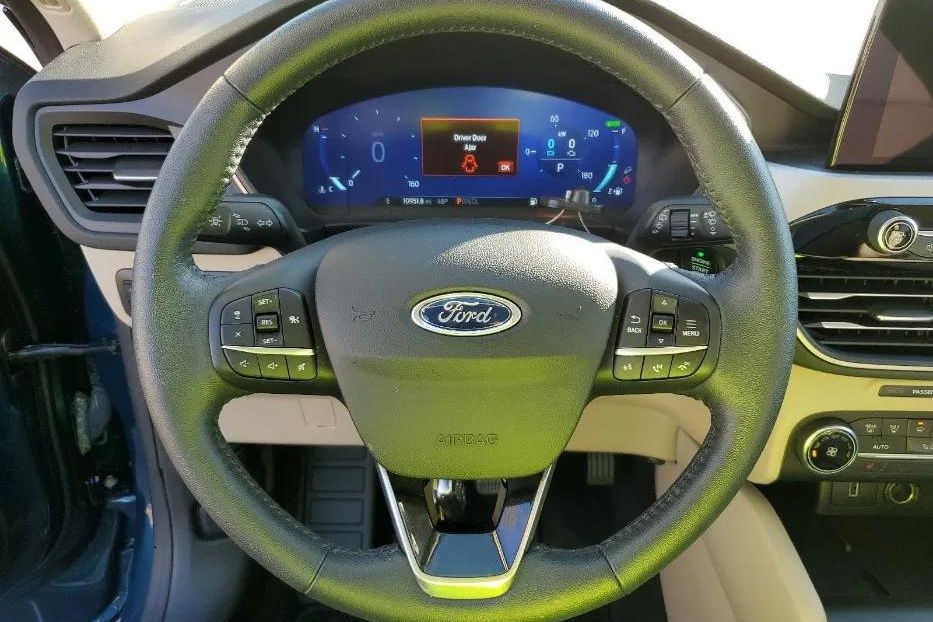 Продам Ford Escape 2020 года в Киеве