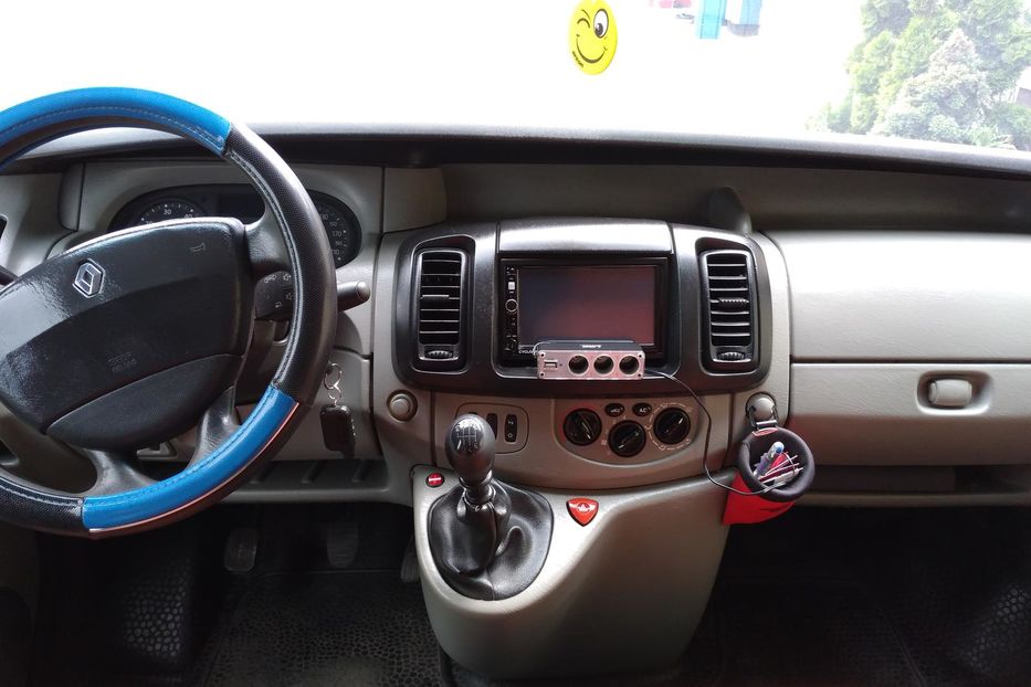 Продам Renault Trafic пасс. 2006 года в г. Ямполь, Винницкая область