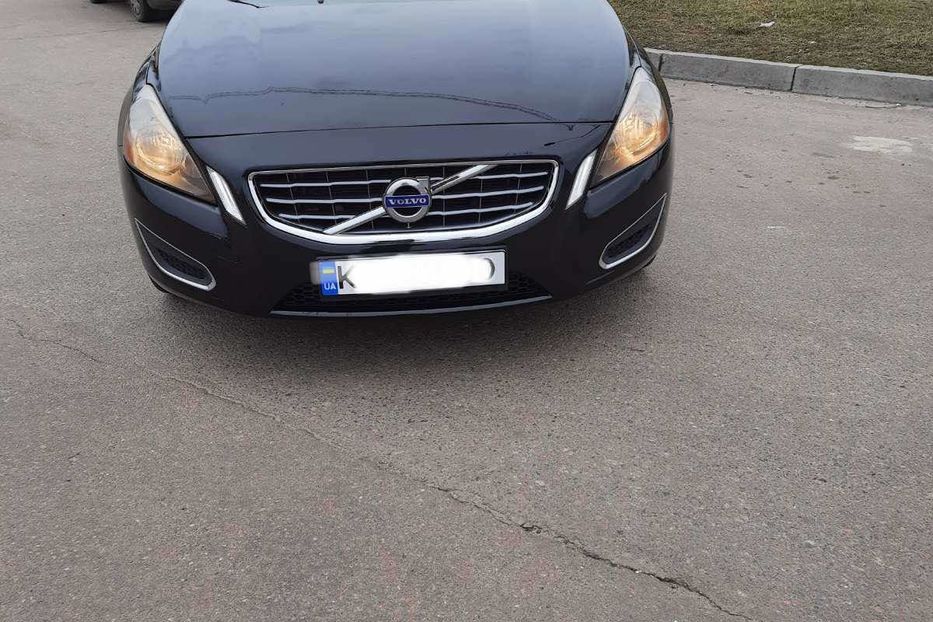 Продам Volvo S60 2012 года в Киеве