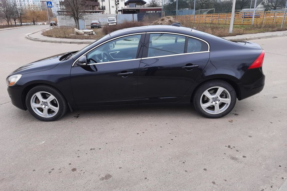 Продам Volvo S60 2012 года в Киеве