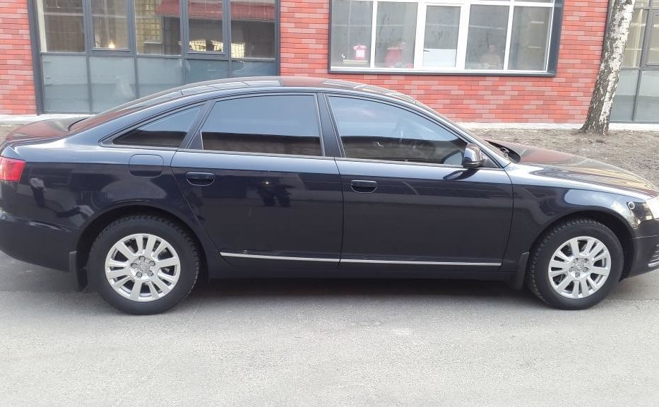 Продам Audi A6 limousine quattro 2010 года в Киеве