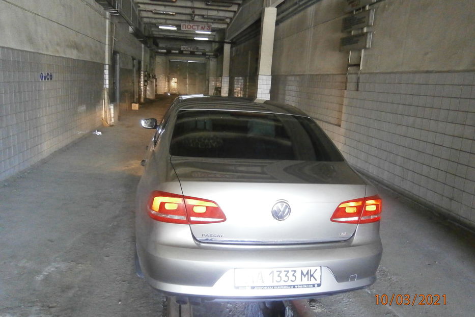 Продам Volkswagen Passat B7 2012 года в Киеве