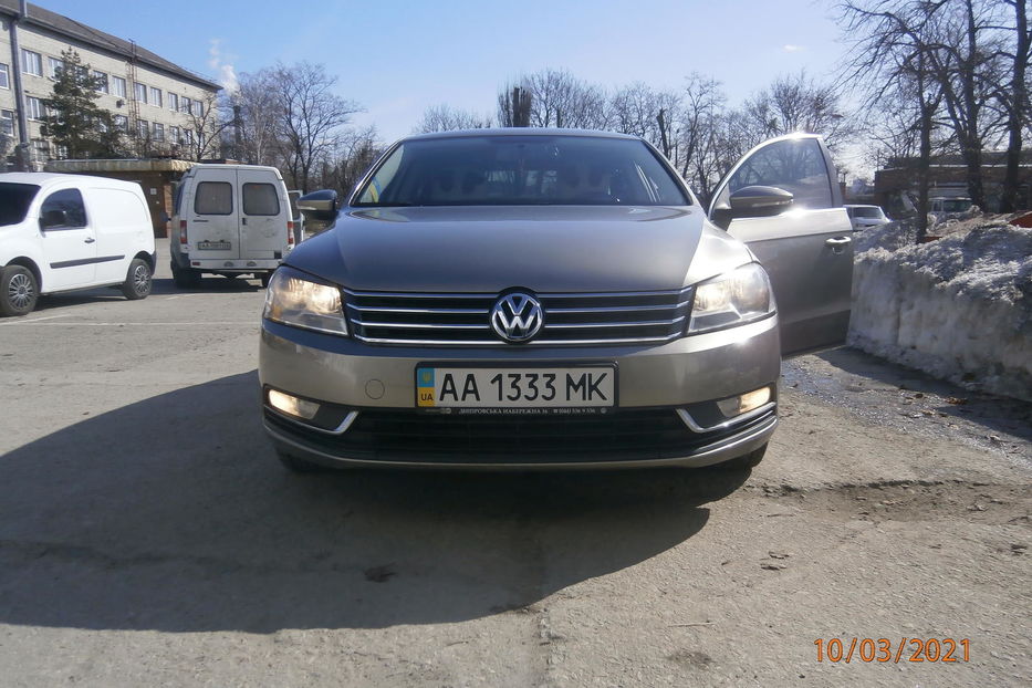 Продам Volkswagen Passat B7 2012 года в Киеве