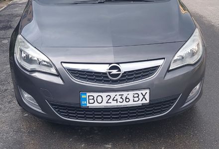 Продам Opel Astra J sports tourer 2011 года в Тернополе