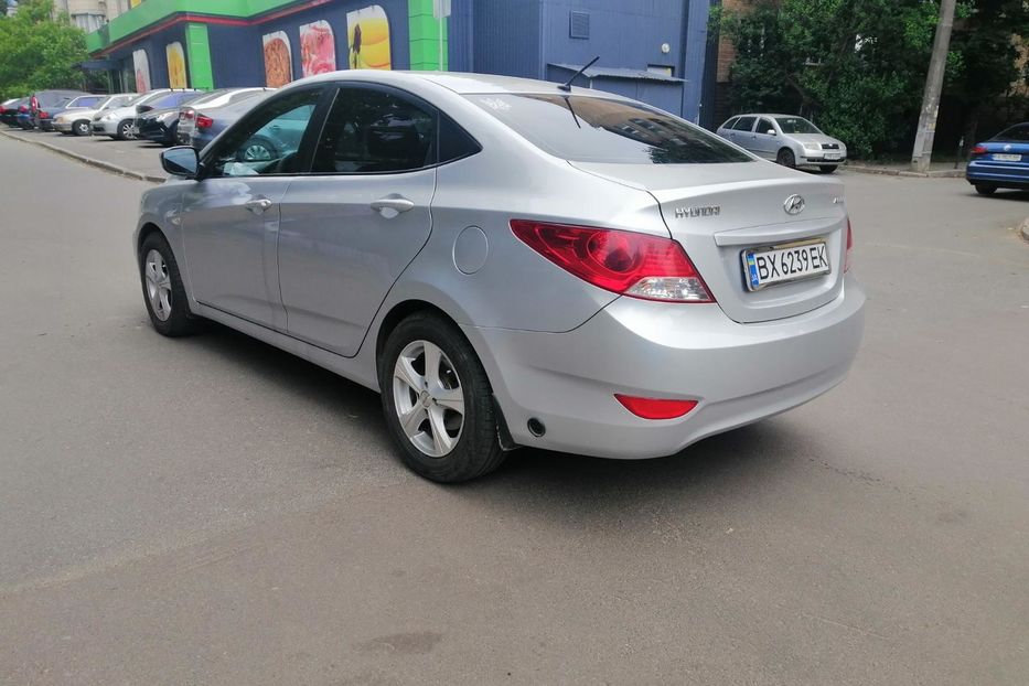 Продам Hyundai Accent  2012 года в Киеве